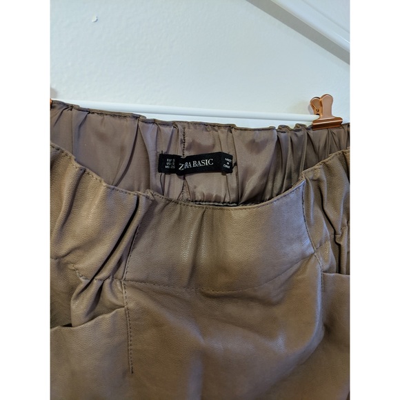 Zara Faux leather mini skirt - Picture 3 of 4